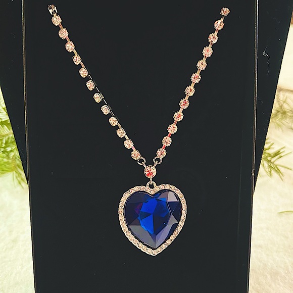 R.J. Graziano Jewelry - RJ Graziano 💙 Titanic Heart of the Ocean Necklace ~ Brand New - never worn